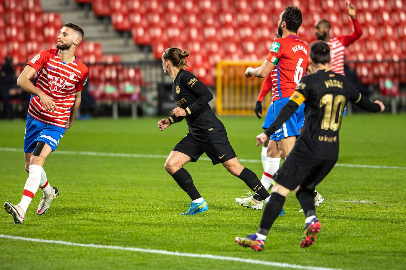 Fotos: Las mejores imágenes del Granada-FC Barcelona