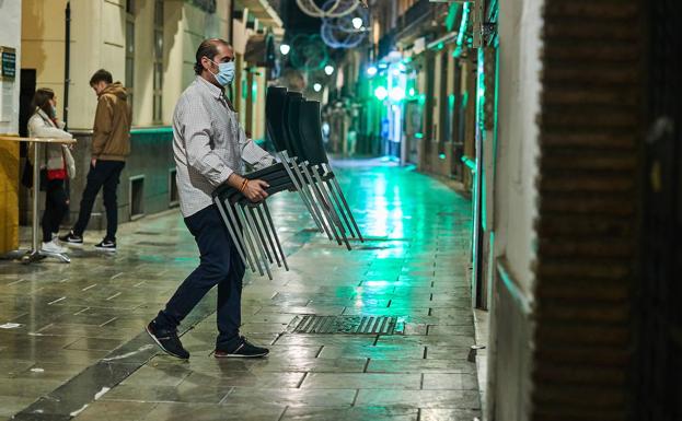 ¿Qué bares pueden abrir en Andalucía de 18 a 20 horas desde hoy?