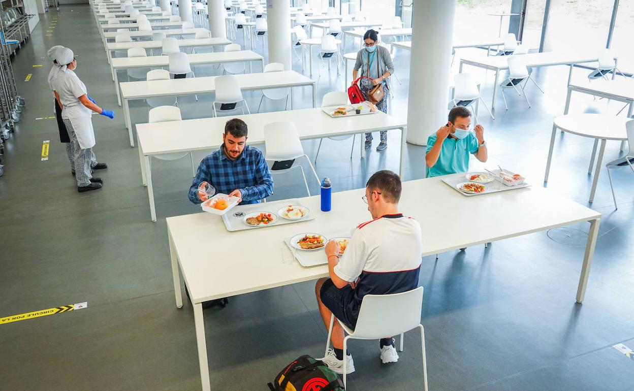 La Junta apuesta por los exámenes presenciales en las universidades de Andalucía. 