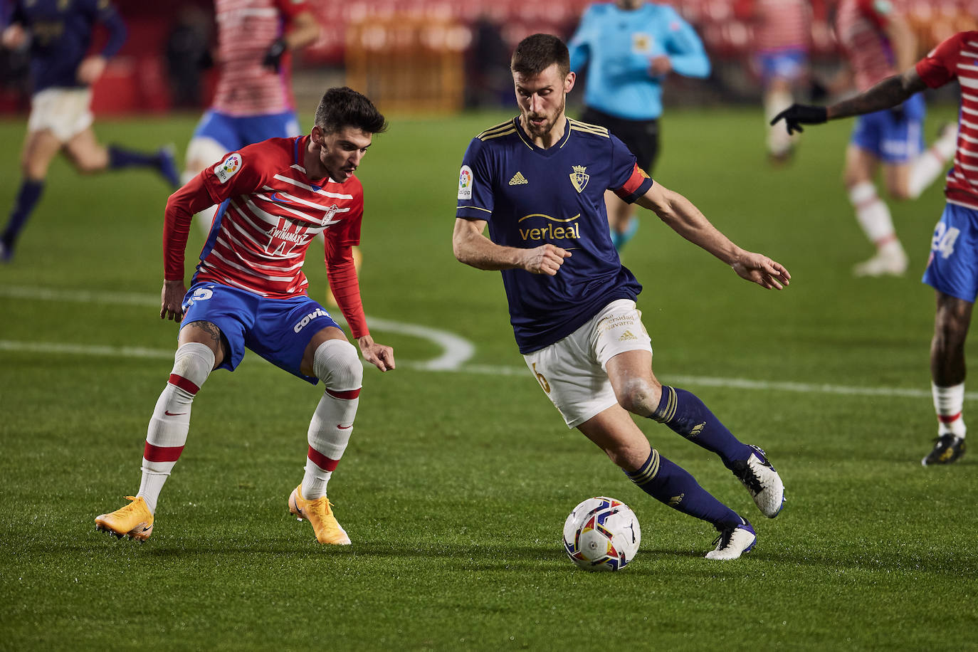 Luis Súarez, Germán y Gonalons celebran el 1-0, anotado por el delantero colombiano.