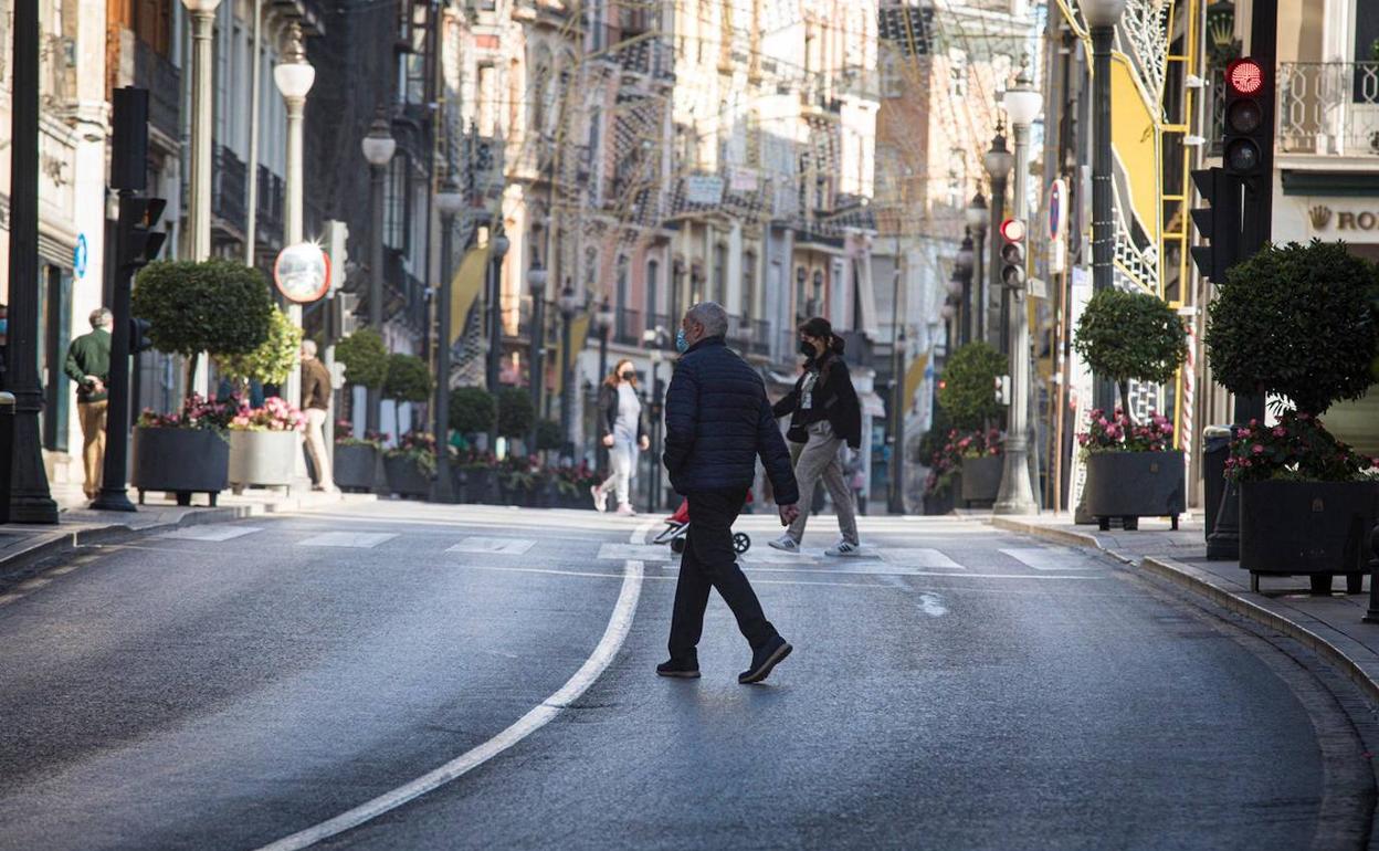 La Junta aplicará tres paquetes de medidas diferentes en Granada, en función de la incidencia acumulada de cada municipio. 