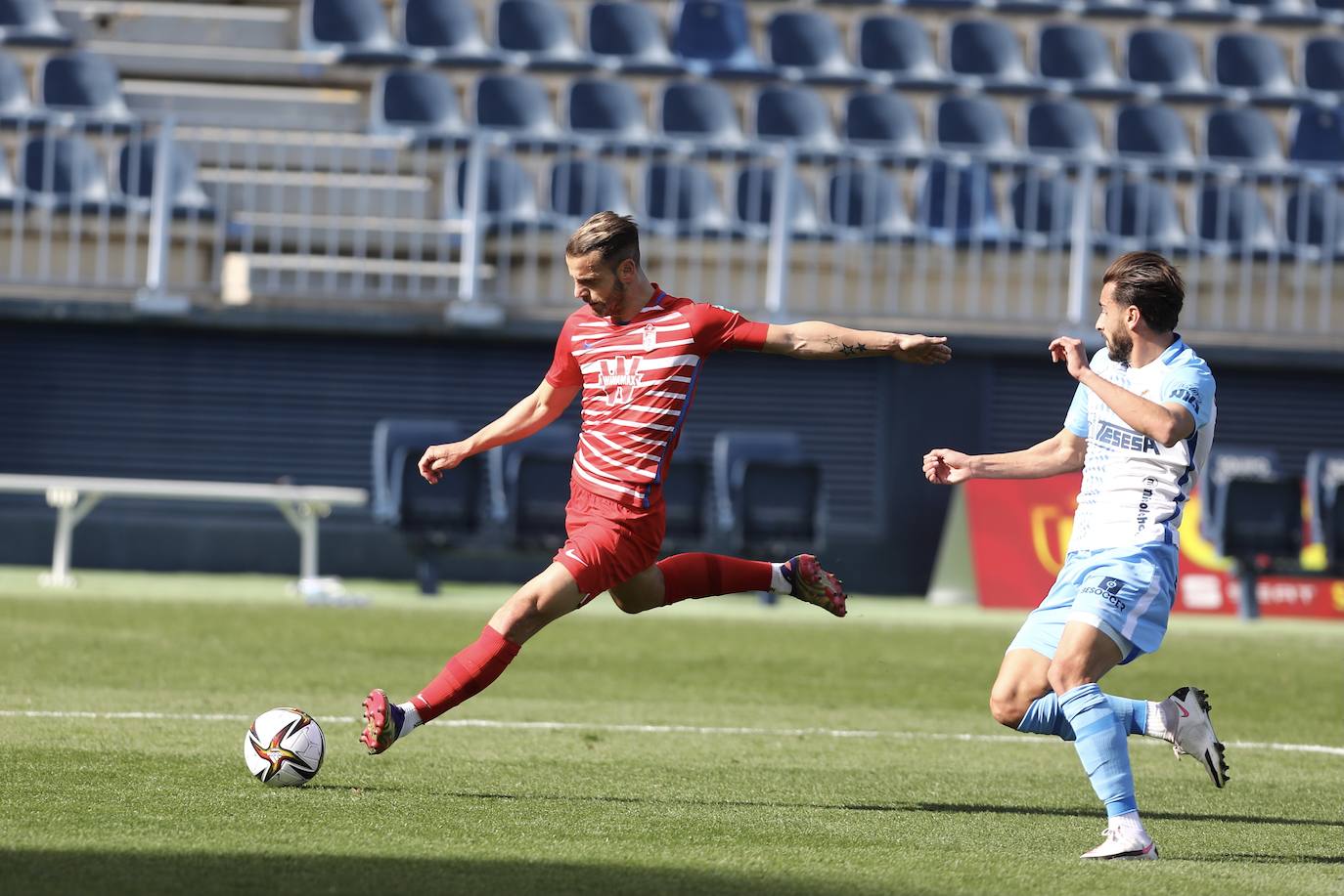 Las mejores imágenes del Málaga-Granada en La Rosaleda