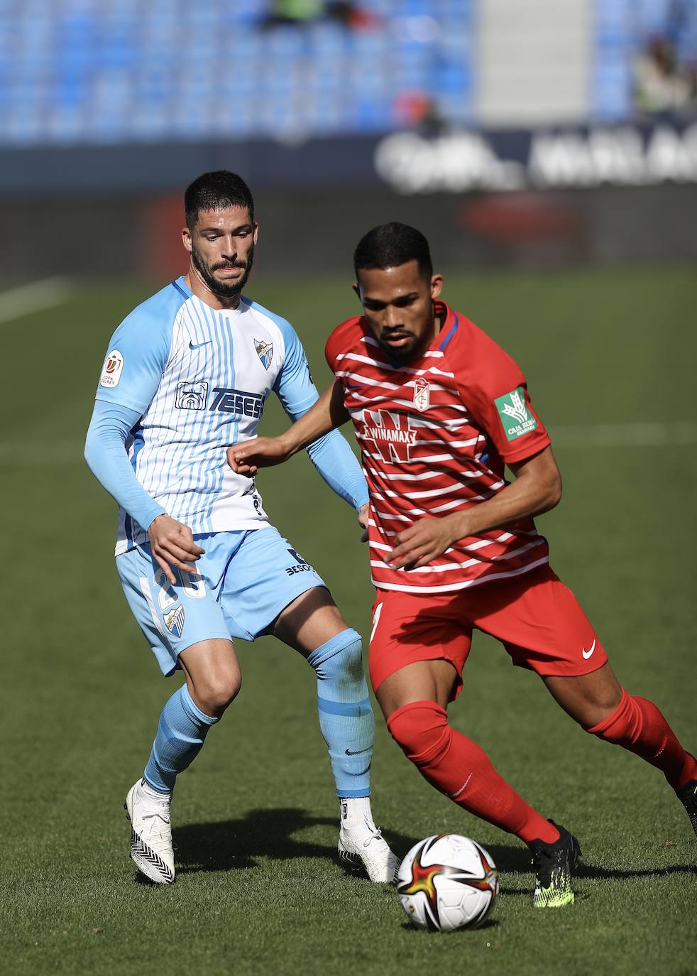 Las mejores imágenes del Málaga-Granada en La Rosaleda