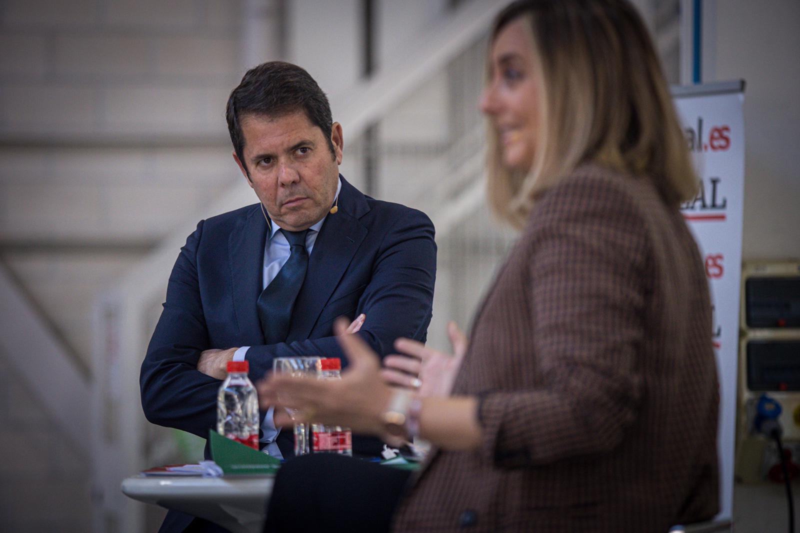 La consejera de Fomento y el líder empresarial resaltan la necesidad de trabajar unidos junto a las demás administraciones para sacar adelante los proyectos transformadores de la provincia