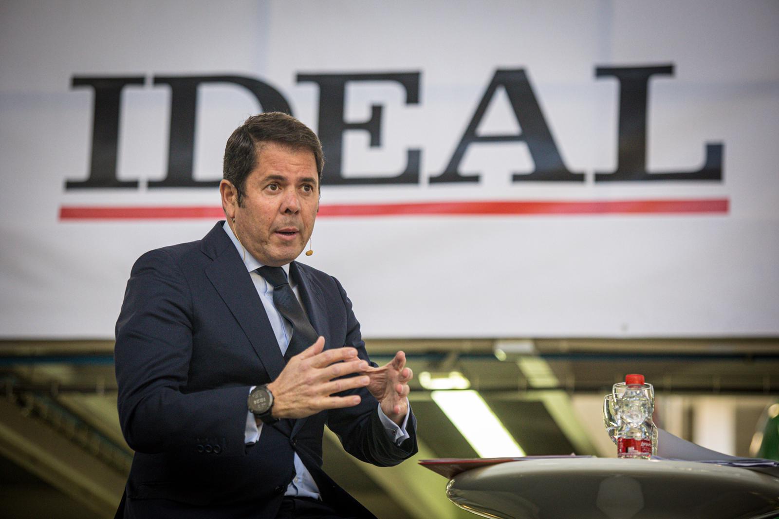 La consejera de Fomento y el líder empresarial la necesidad de trabajar unidos junto a las demás administraciones para sacar adelante los proyectos transformadores de la provincia