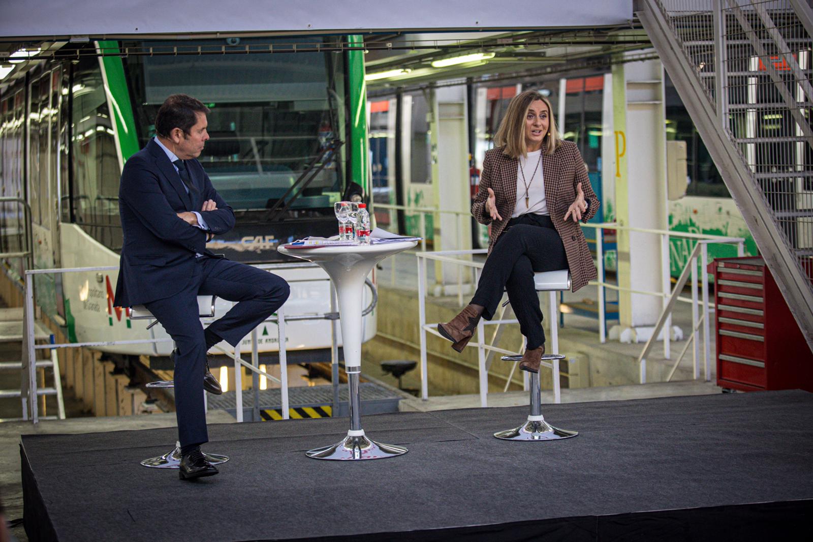 La consejera de Fomento y el líder empresarial resaltan la necesidad de trabajar unidos junto a las demás administraciones para sacar adelante los proyectos transformadores de la provincia