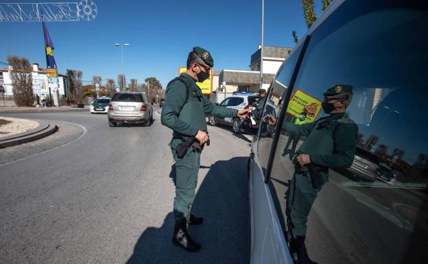 Seis de cada diez granadinos están confinados a partir de hoy 