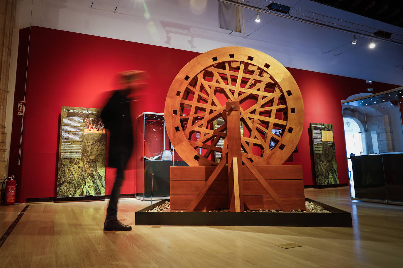 Exposición sobre Al-Ándalus en el Hospital Real. 