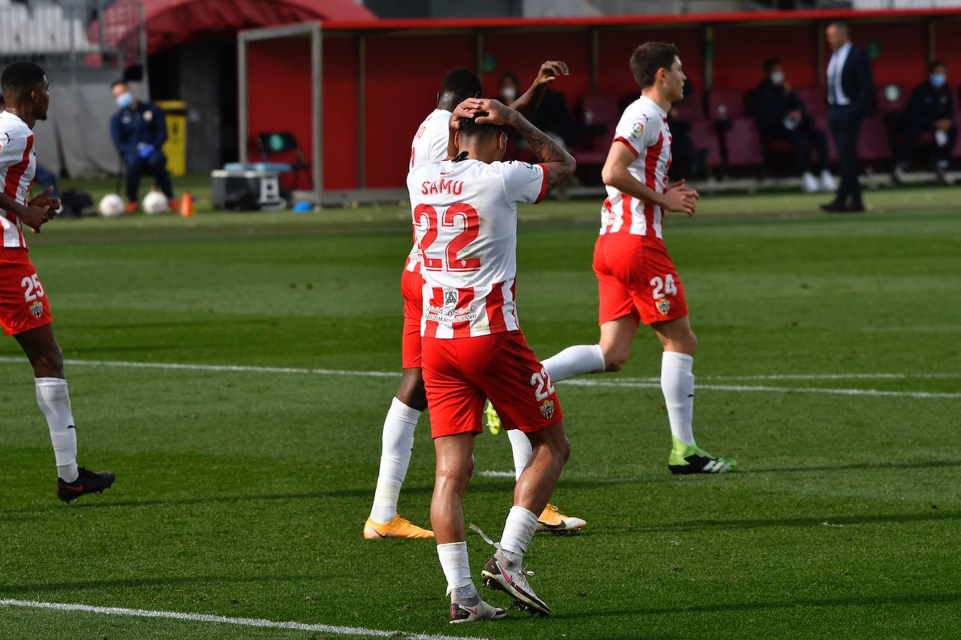 Los goles de Samu y Sadiq no bastan para llevarse los tres puntos.