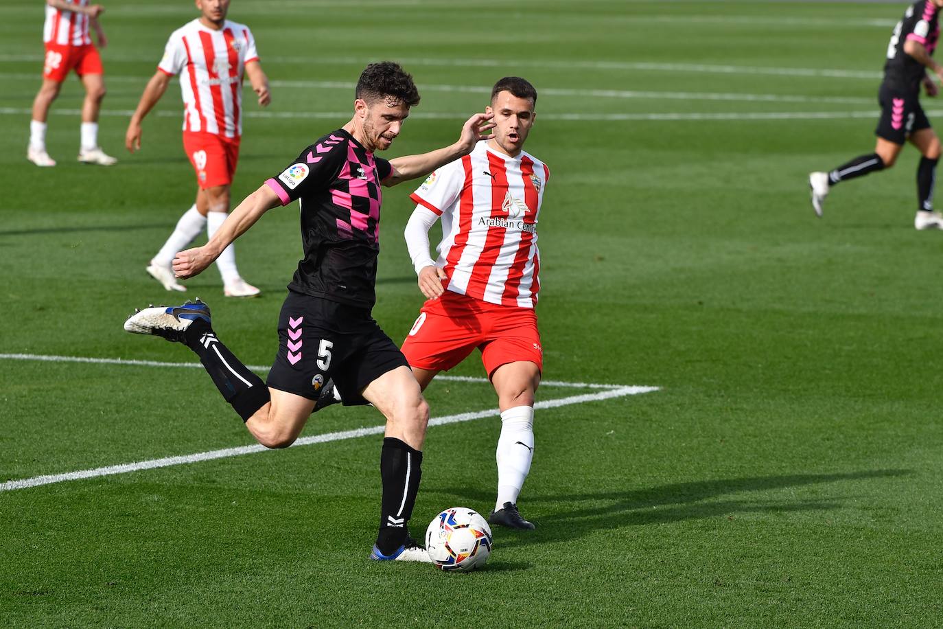 Los goles de Samu y Sadiq no bastan para llevarse los tres puntos.