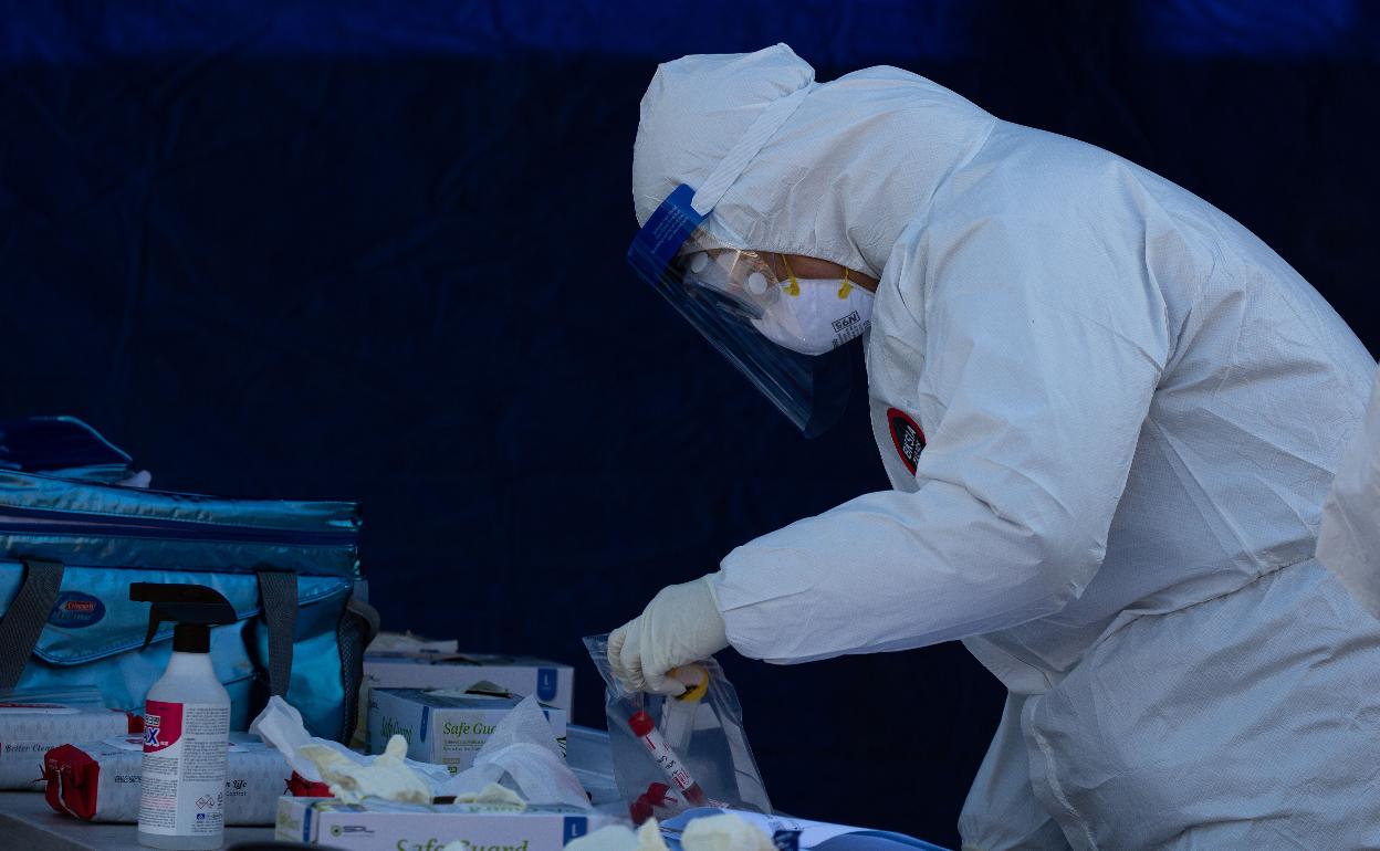 El 70% de los jienenses responden a la llamada de los cribados masivos