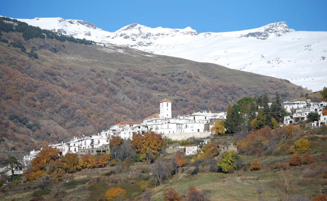 Capileira, uno de los pueblos que podrían desescalar el lunes. 