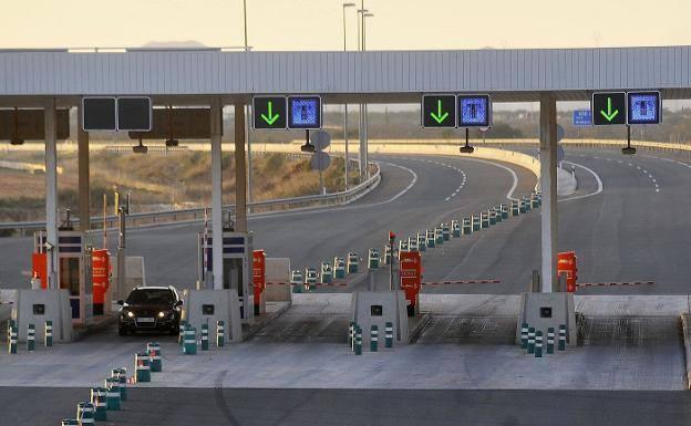 La DGT alerta de la multa falsa que está llegando por correo a muchos conductores