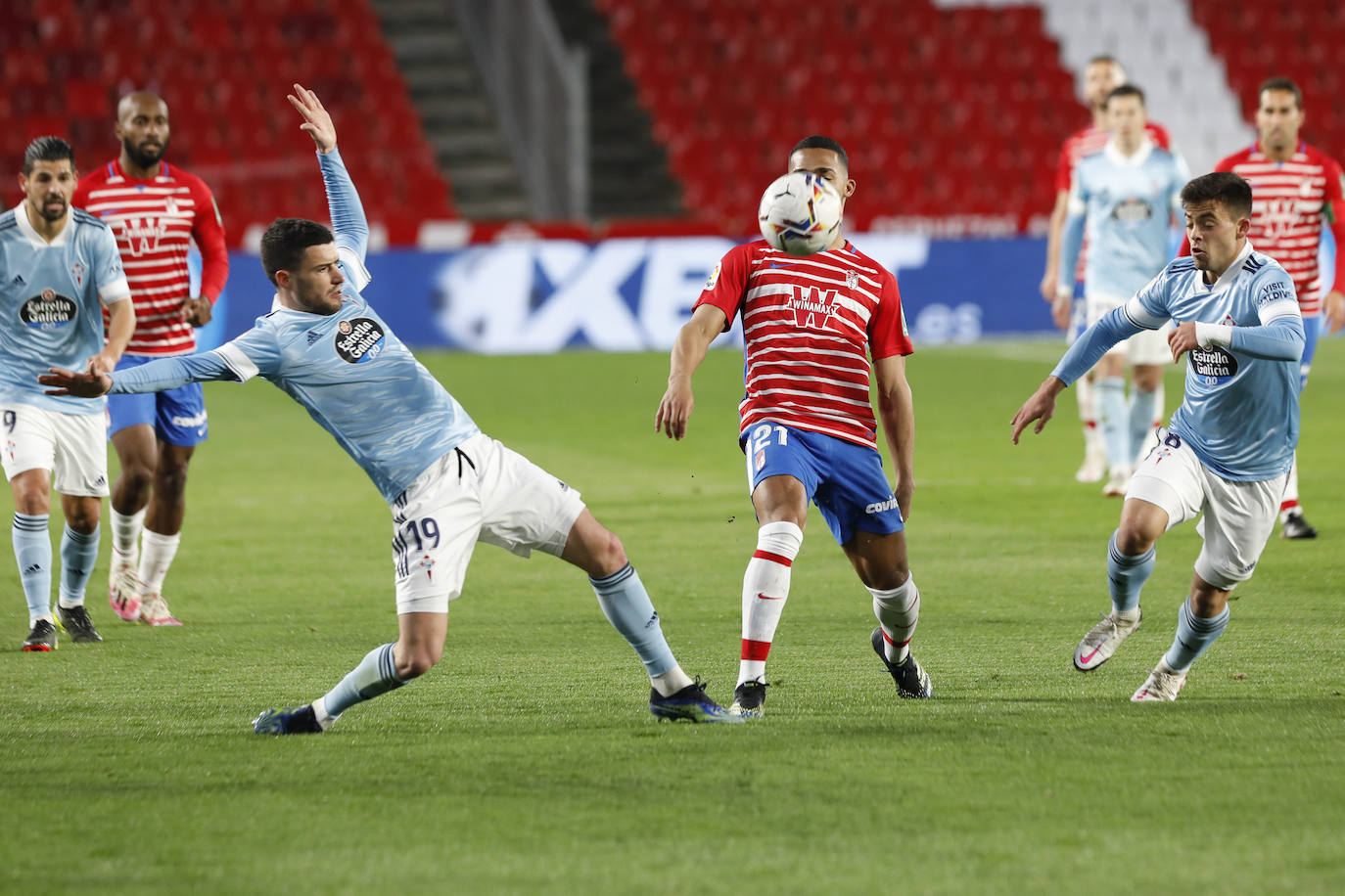 Fotos: Las mejores imágenes del Granada CF- Celta de Vigo