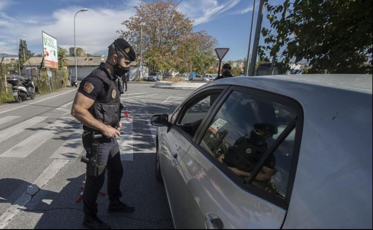 Confinamiento en Granada | Las 8 localidades que salen mañana del aislamiento, según la Junta