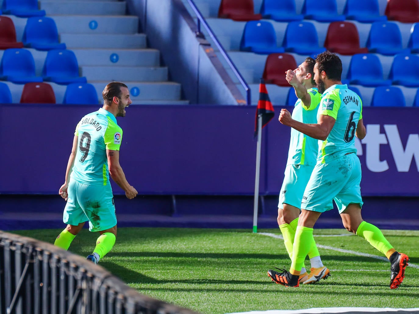 Las jugadas más interesantes del partido entre el Levante y el Granada