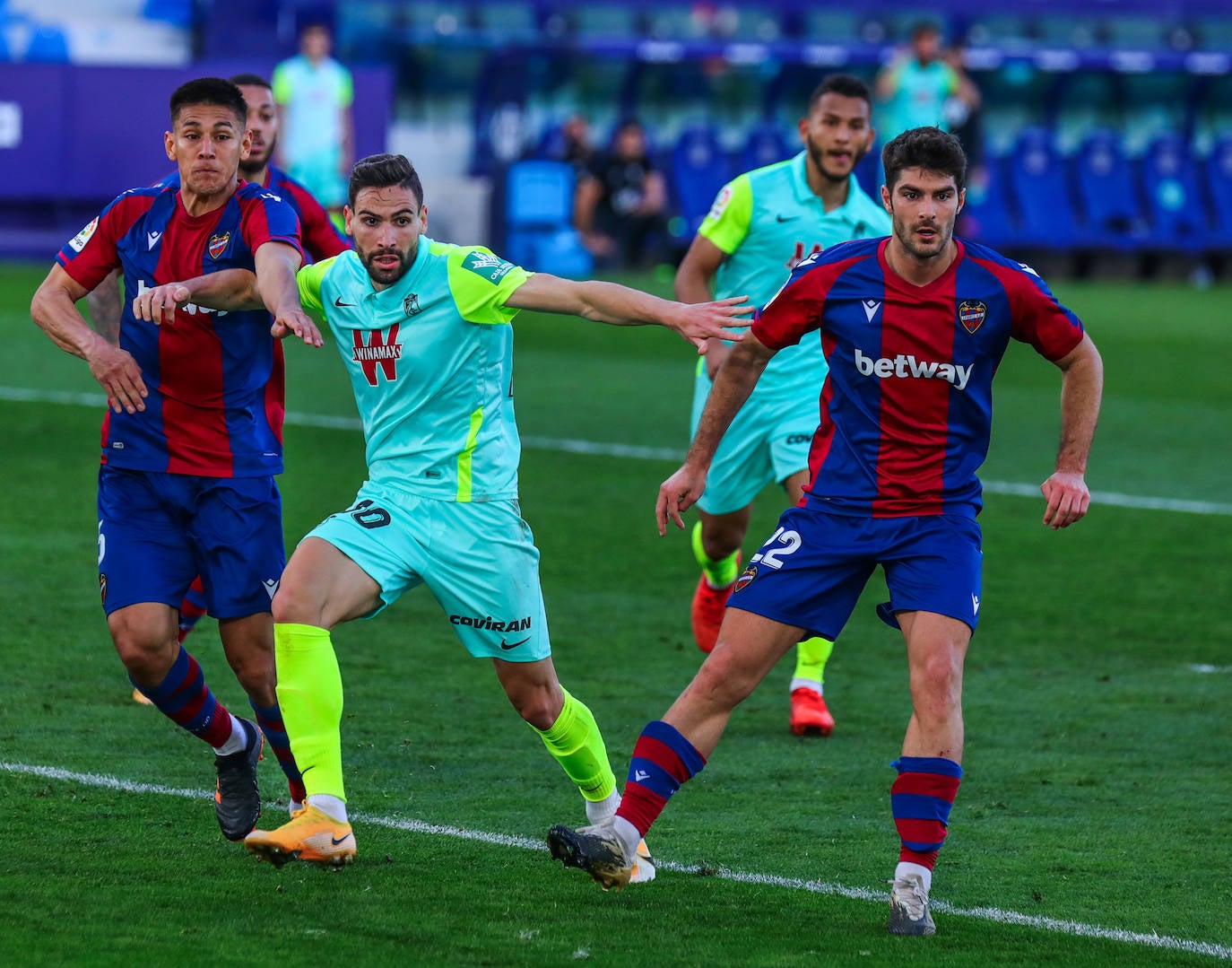 Las jugadas más interesantes del partido entre el Levante y el Granada