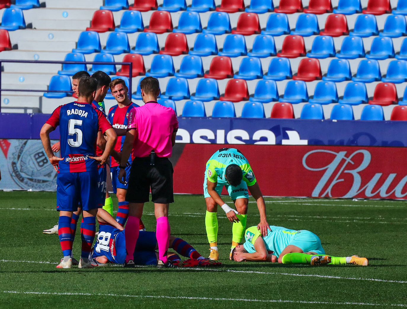 Las jugadas más interesantes del partido entre el Levante y el Granada