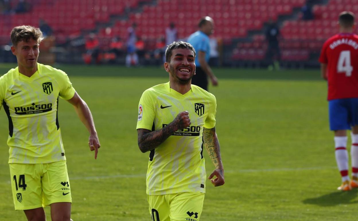 Correa celebra el segundo gol del Atlético. 