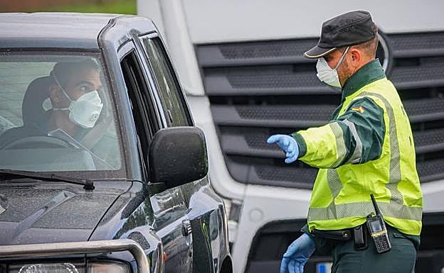 Granada capital levantará este sábado su confinamiento perimetral al rebajar su tasa de 500 contagios