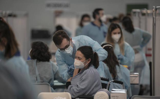 La Junta asegura que la variante británica ya está detrás del 60% de los contagios en Andalucía