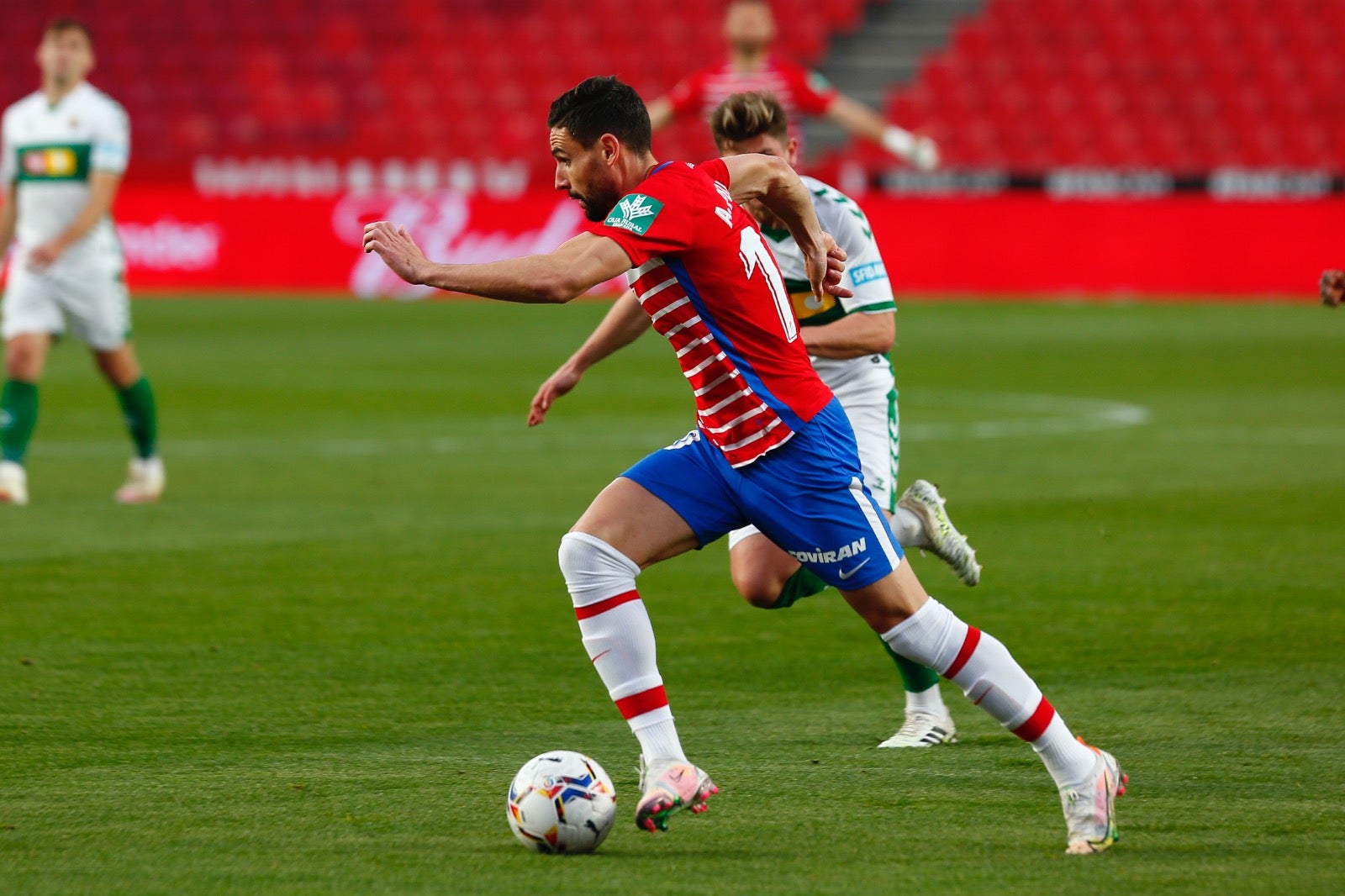 Fotos: Las mejores imágenes del Granada-Elche