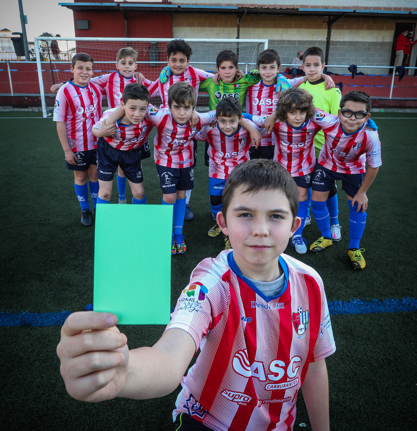 Los seis gestos de 'fair play' que hacen más grande el fútbol granadino