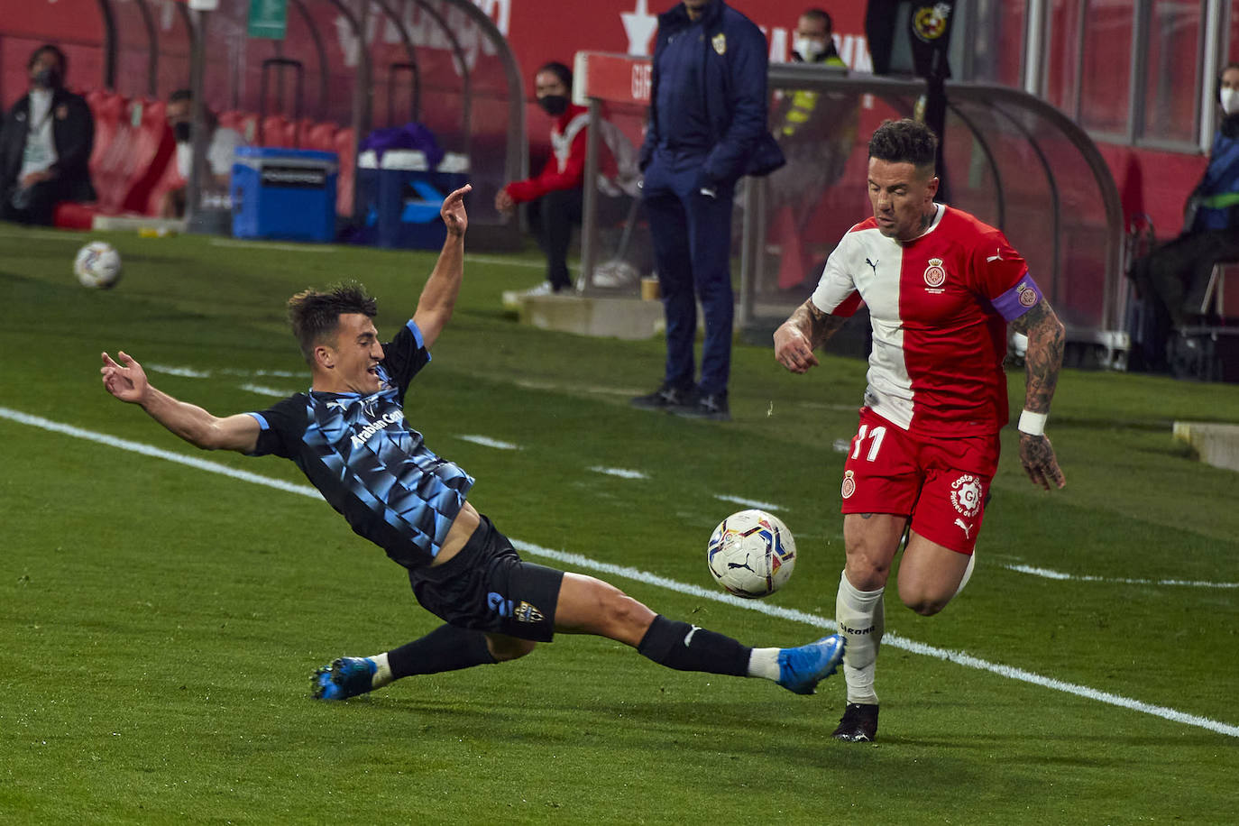 Lance del partido disputado ayer en Montilivi.