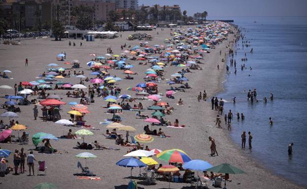 El mensaje optimista del Gobierno para el verano en Andalucía y el resto de comunidades