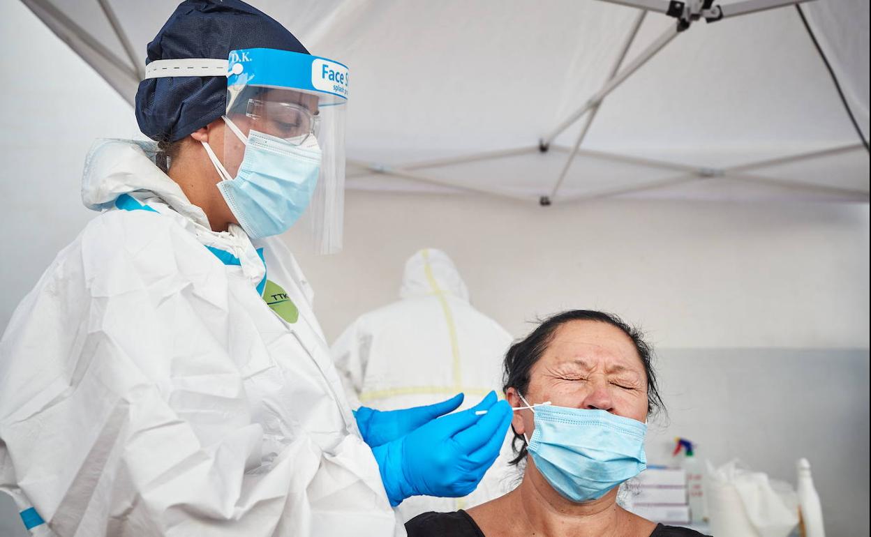 Pandemia en Granada | Repuntan los nuevos casos y la cifra de hospitalizados