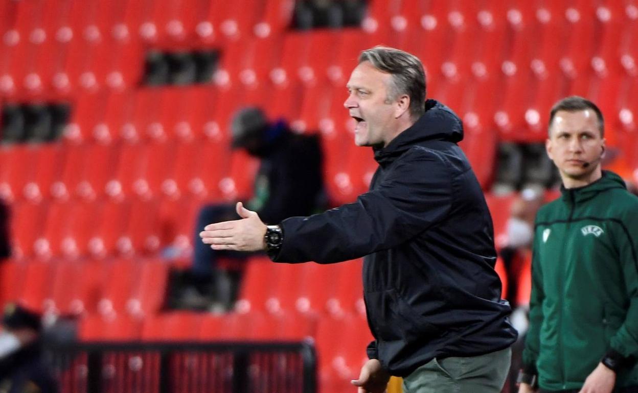 Moe durante el encuentro. 