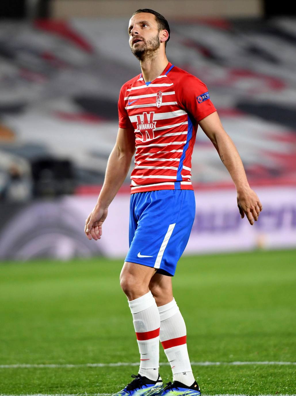 Fotos: Las mejores imágenes del partido Granada-Molde de Europa League