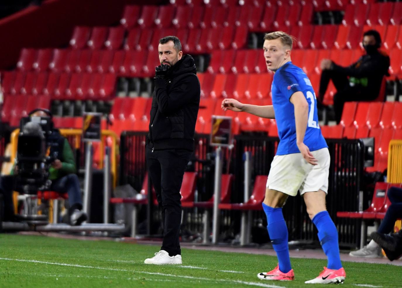 Fotos: Las mejores imágenes del partido Granada-Molde de Europa League