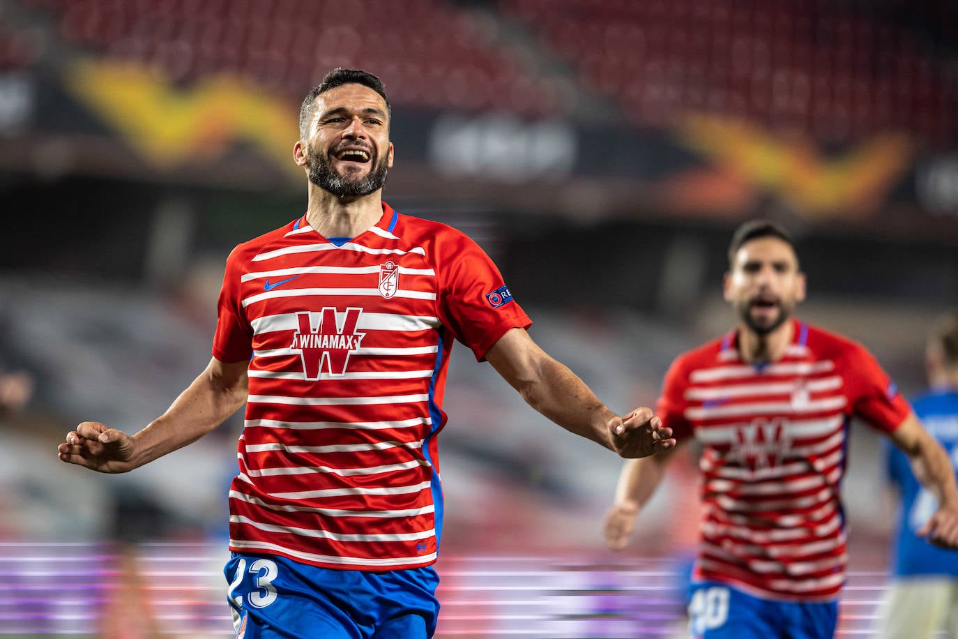 Fotos: Las mejores imágenes del partido Granada-Molde de Europa League