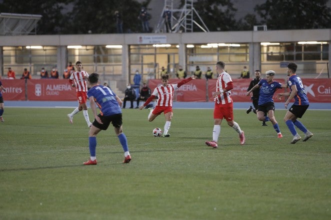 UD Almería | El Almería B defiende el liderato y su gran racha en campo del At. Porcuna