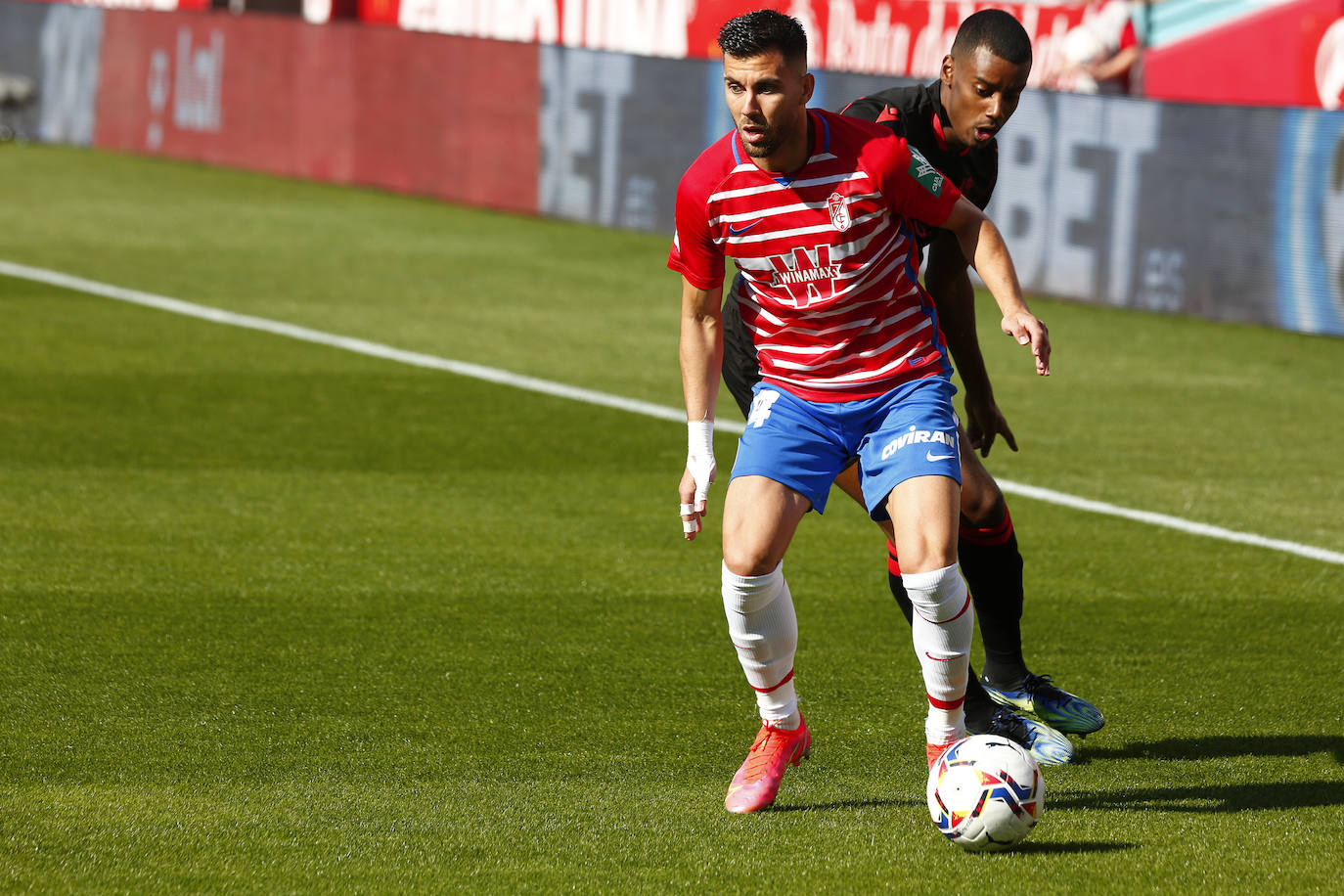 Fotos: Las mejores imágenes del Granada CF - Real Sociedad