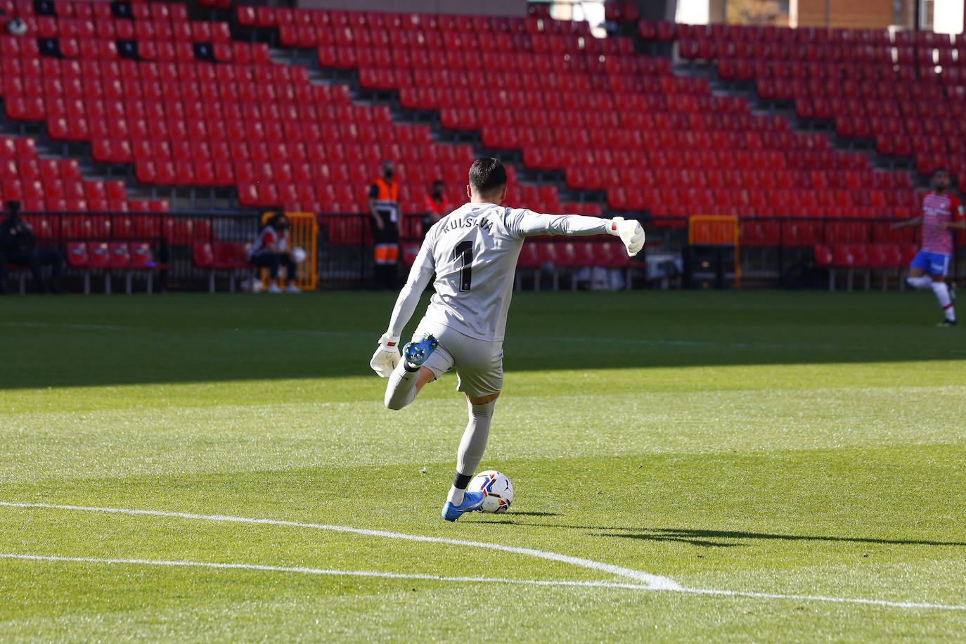 Fotos: Las mejores imágenes del Granada CF - Real Sociedad