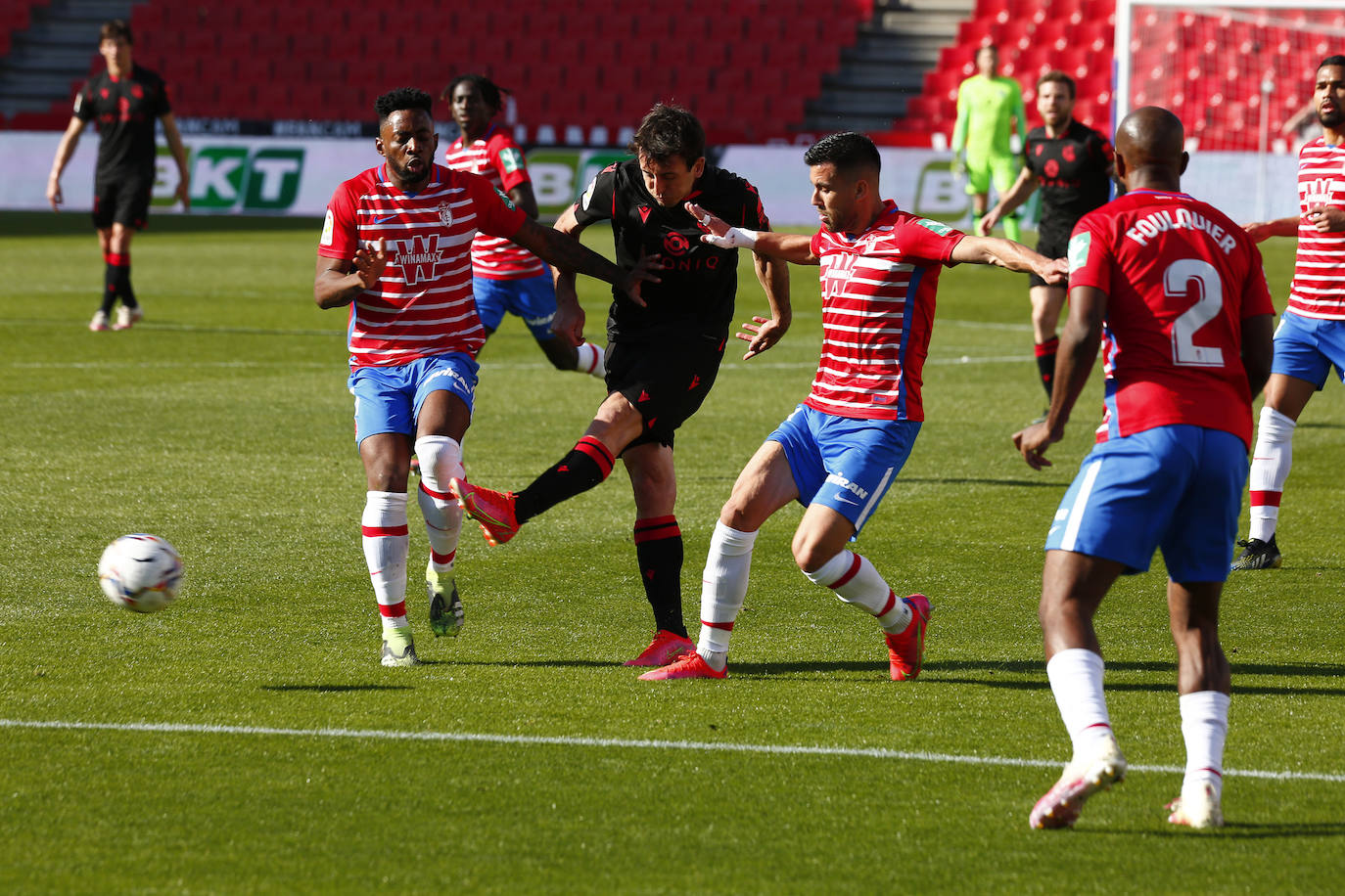 Fotos: Las mejores imágenes del Granada CF - Real Sociedad
