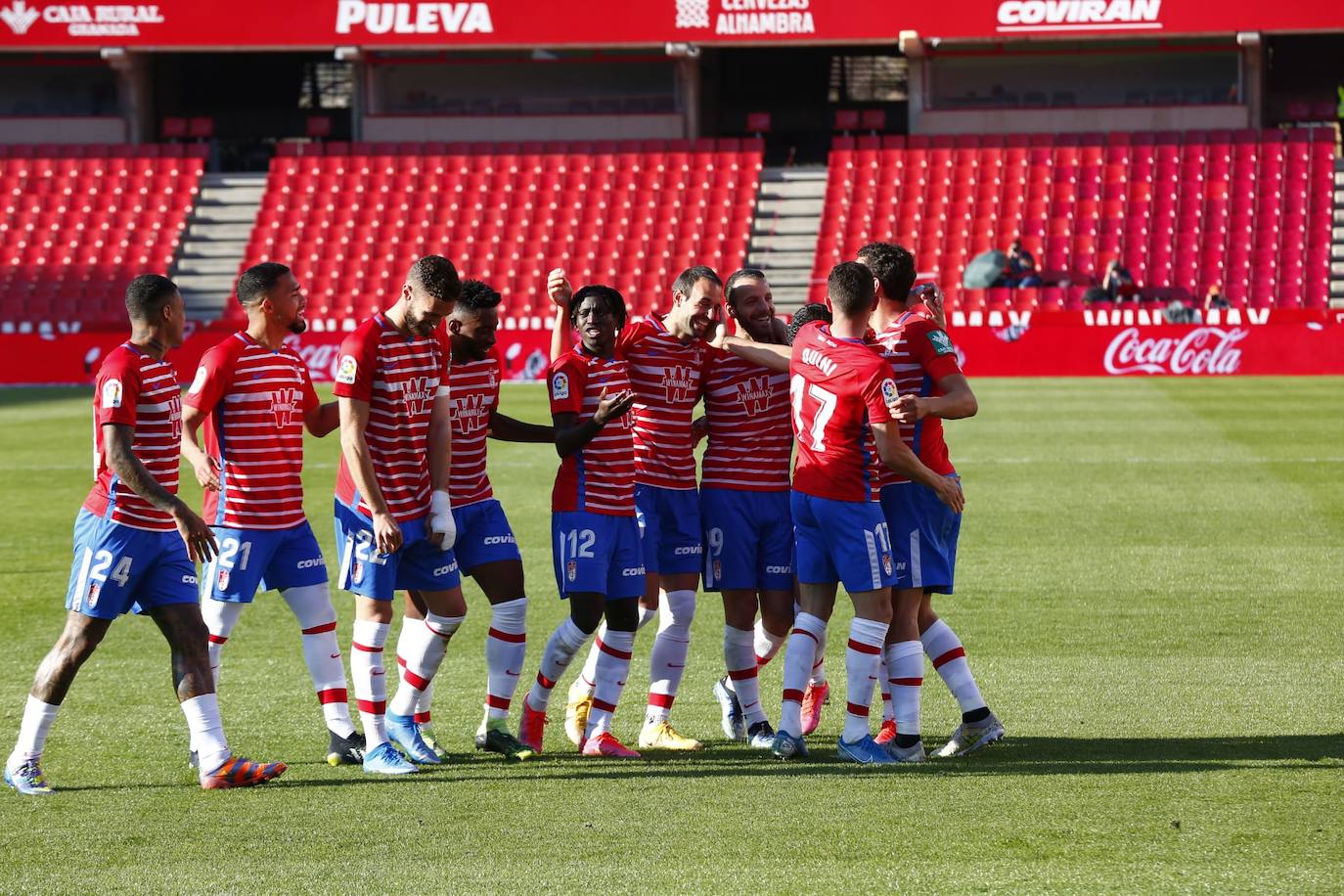 Fotos: Las mejores imágenes del Granada CF - Real Sociedad