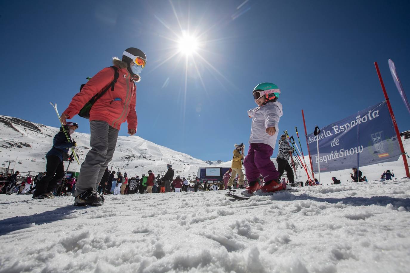 La ocupación hotelera en la estación de esquí se queda bajo mínimos entre semana en un 15% y el sábado y el domingo llega hasta un 30%