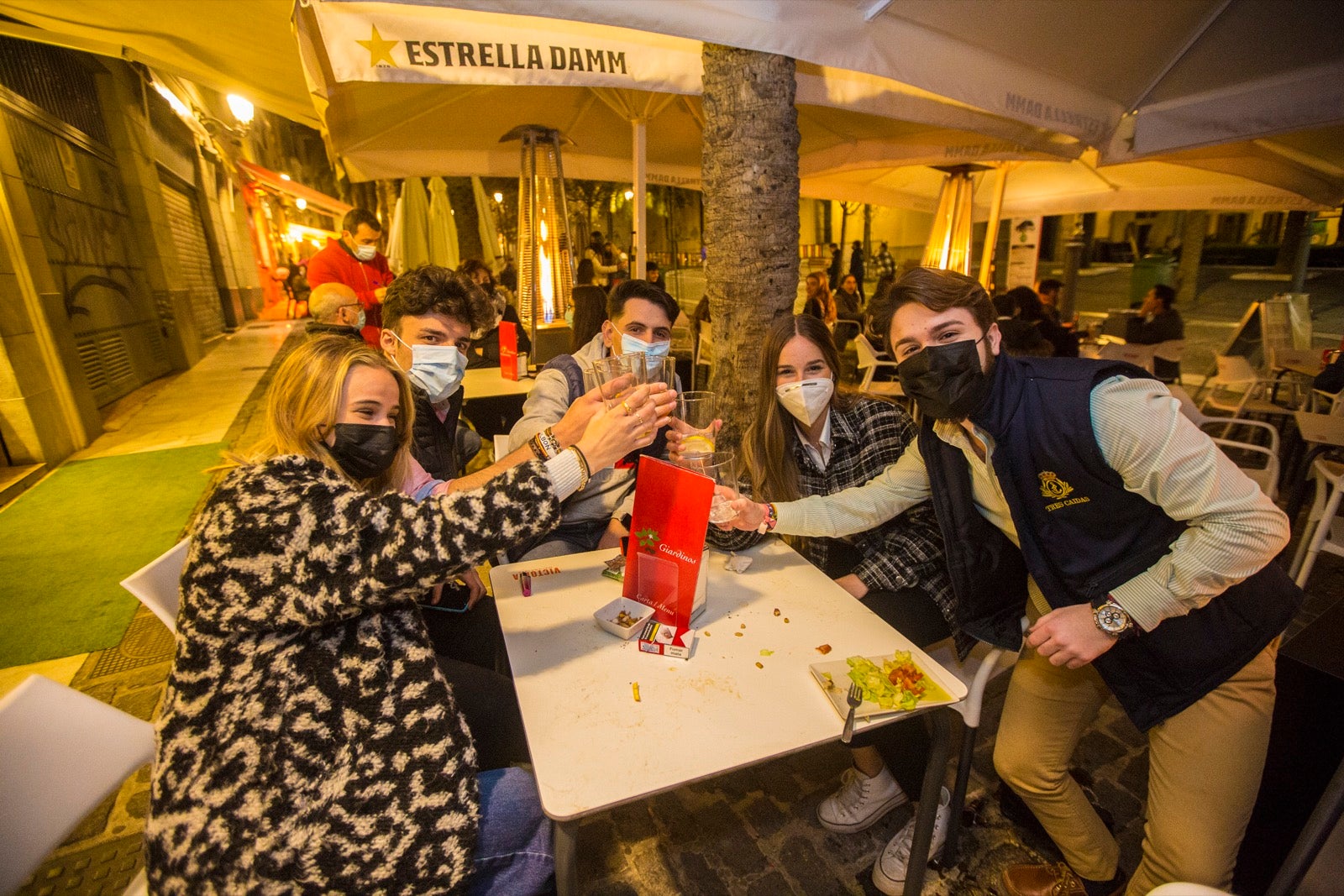 Las calles del centro, muy concurridas con los nuevos horarios comerciales y de hostelería.