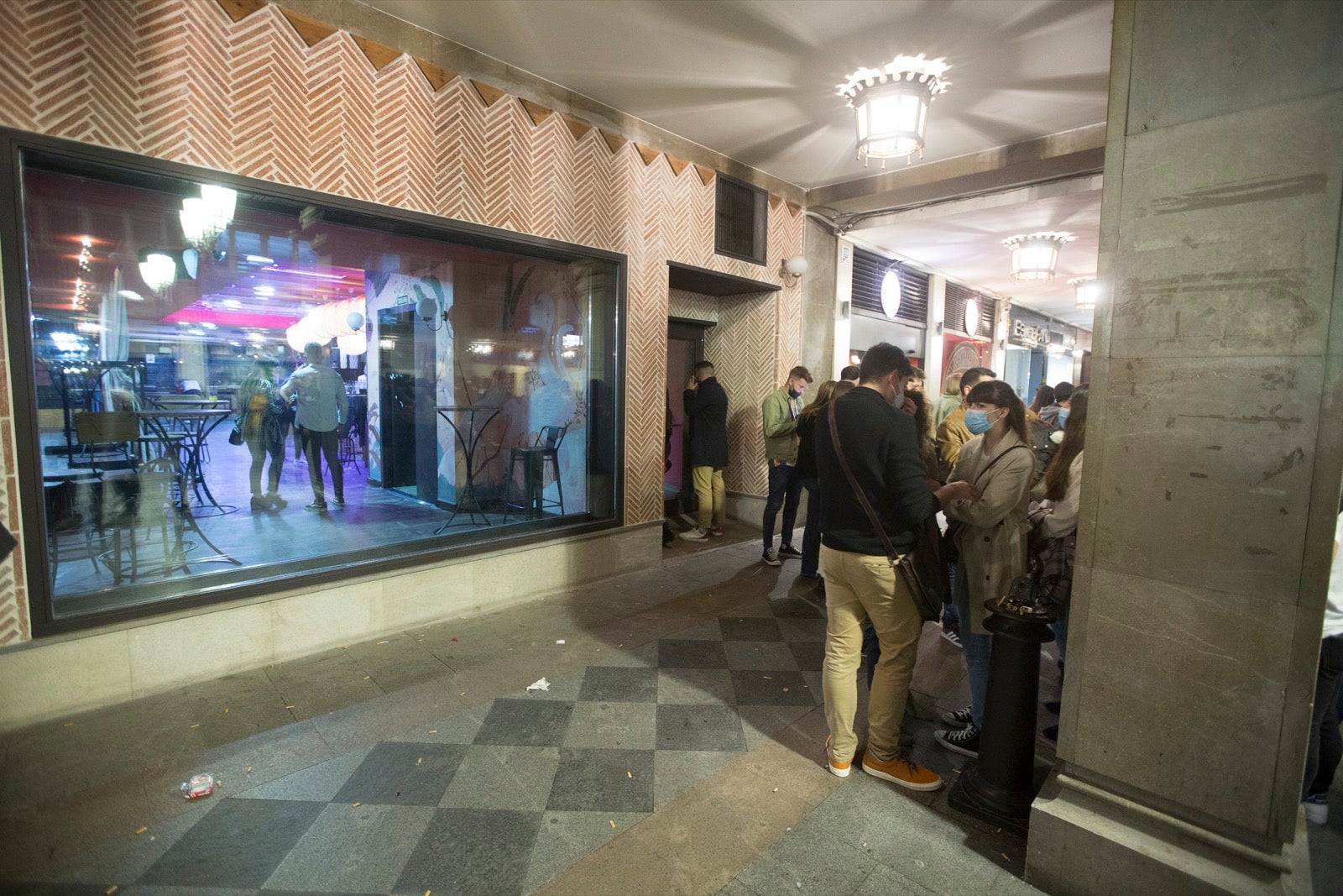 Las calles del centro, muy concurridas con los nuevos horarios comerciales y de hostelería.