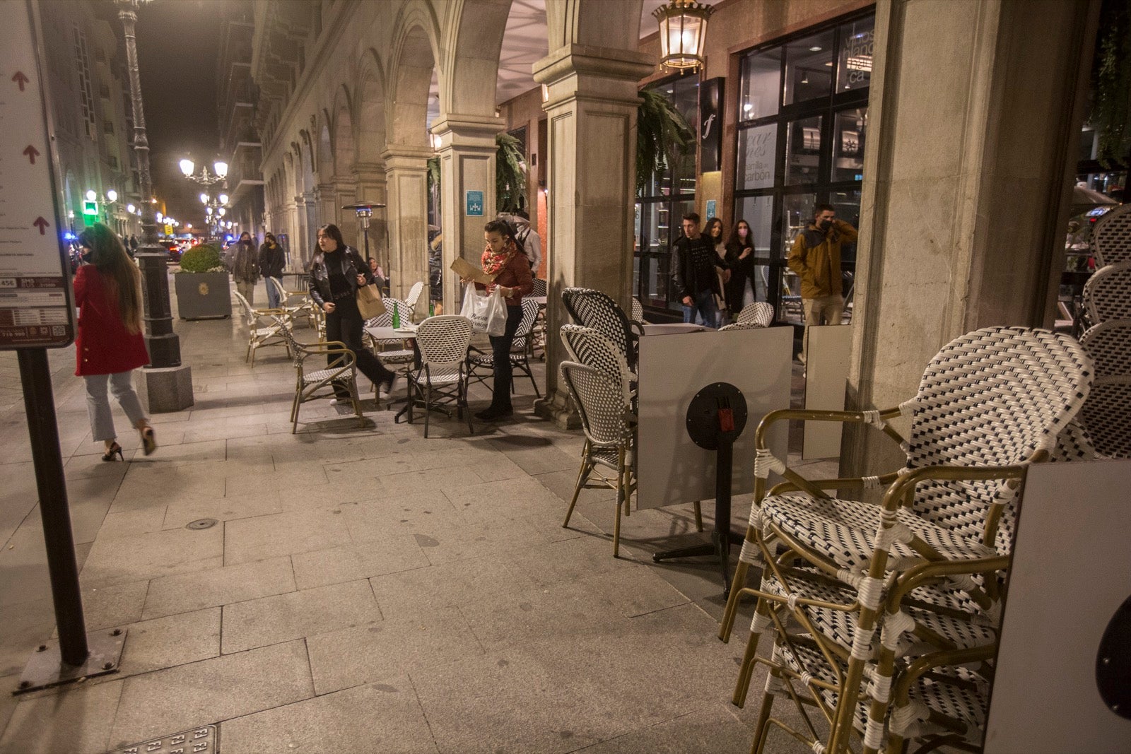 Las calles del centro, muy concurridas con los nuevos horarios comerciales y de hostelería.