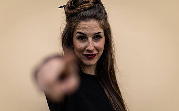 Laura Lavigny participa en Got Talent. 