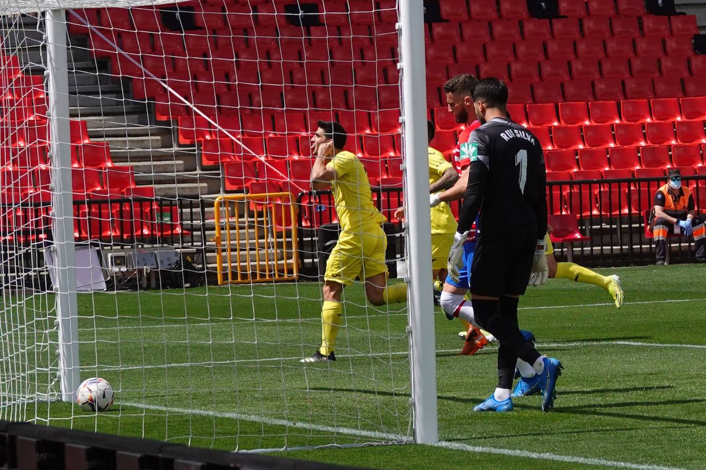 Fotos: Las mejores imágenes del Granada - Villarreal