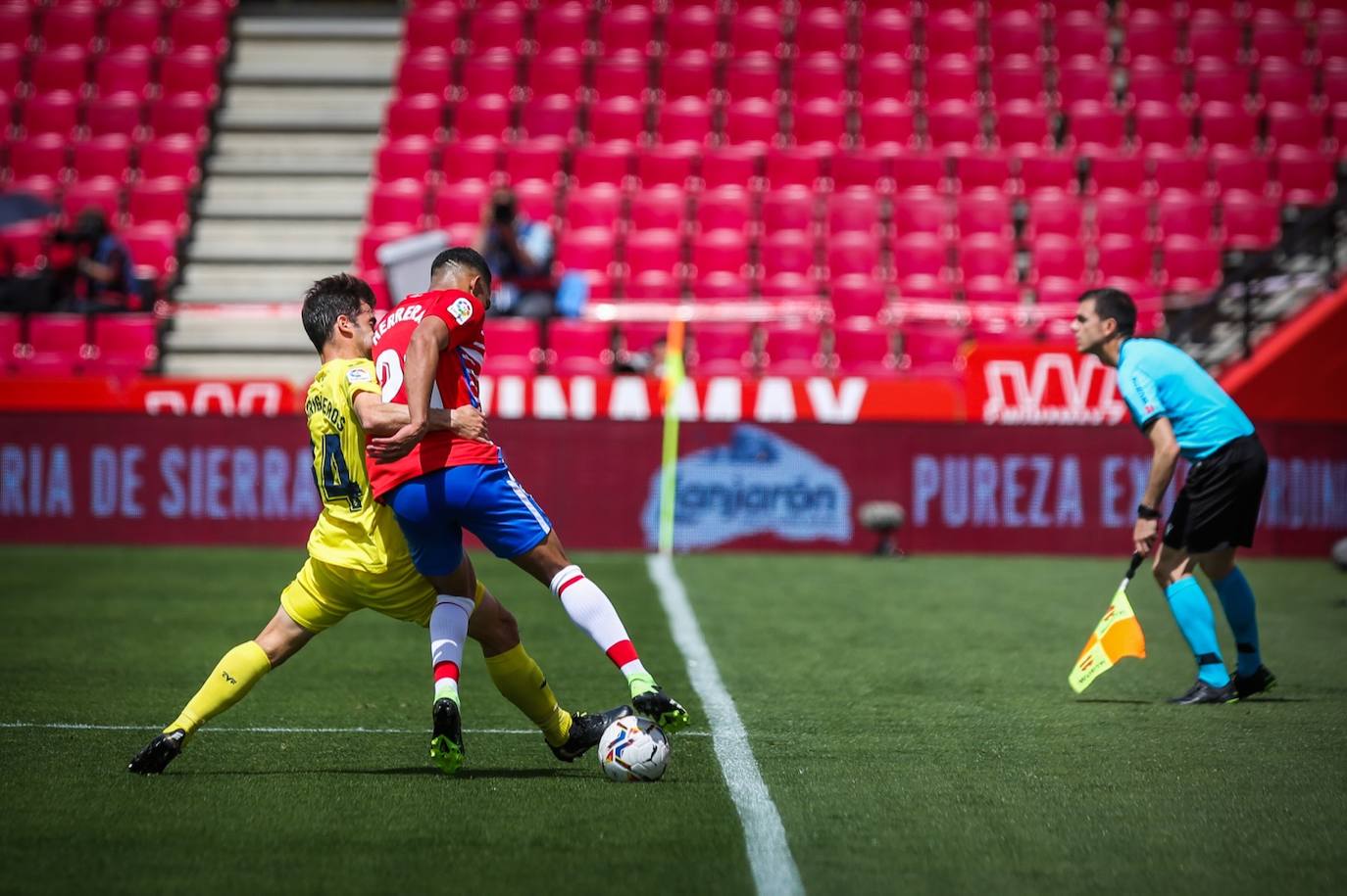 Fotos: Las mejores imágenes del Granada - Villarreal