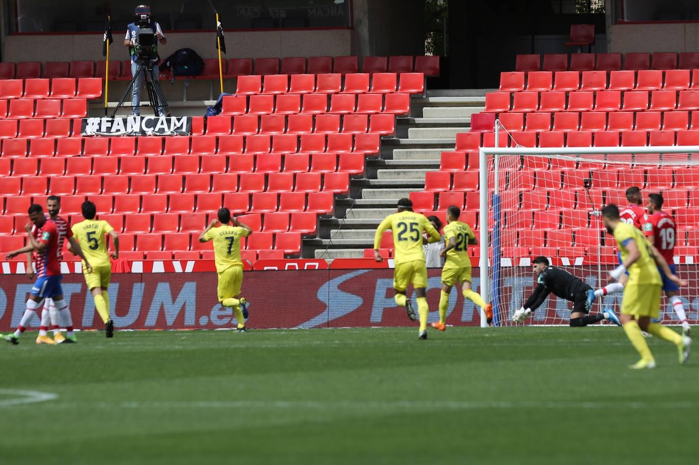 Fotos: Las mejores imágenes del Granada - Villarreal