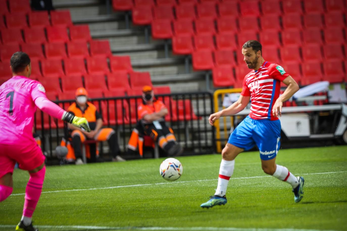 Fotos: Las mejores imágenes del Granada - Villarreal