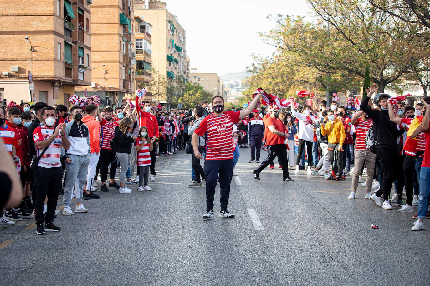 Fotos: El ambiente previo al Granada-Manchester United en el Nuevo Los Cármenes