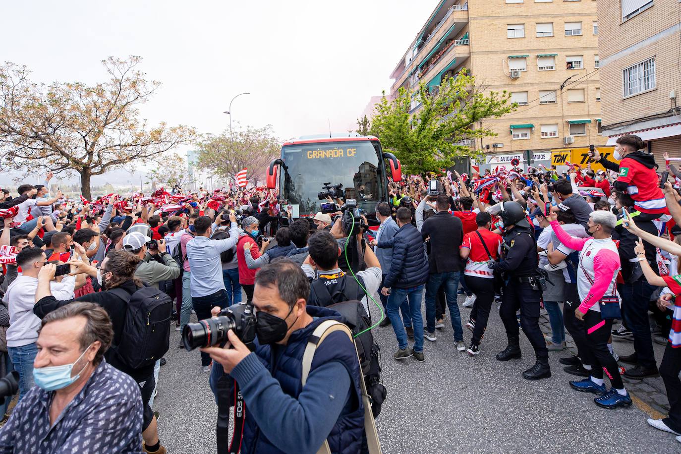 Fotos: El ambiente previo al Granada-Manchester United en el Nuevo Los Cármenes